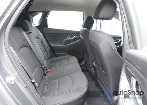 2018 Hyundai Elantra Gt z USA, uszkodzony, nr VIN KMHH35LE0JU016087